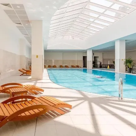 36th Floor Sky App Free Parking *