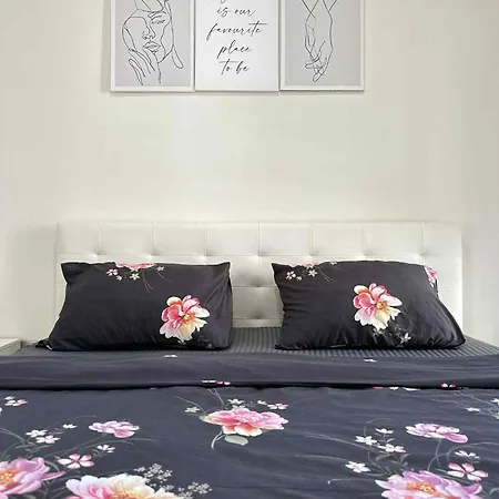 Апартаменти 36th Floor Sky App Free Parking Скоп'є