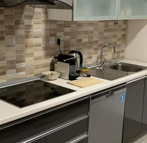 36th Floor Sky App Free Parking Apartment *