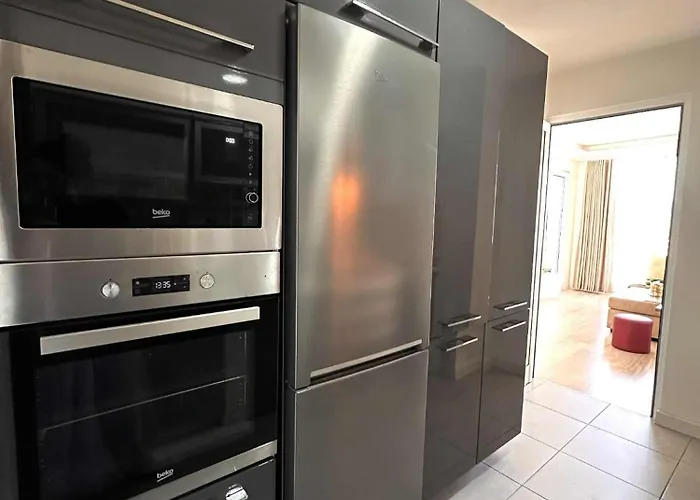 36th Floor Sky App Free Parking Apartment